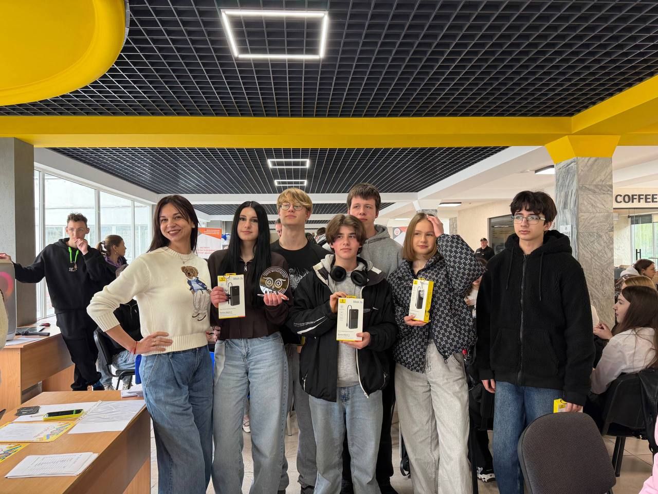 Команда коледжу TeamNuts - призери інтелектуального турніру «Що? Де? Коли?»