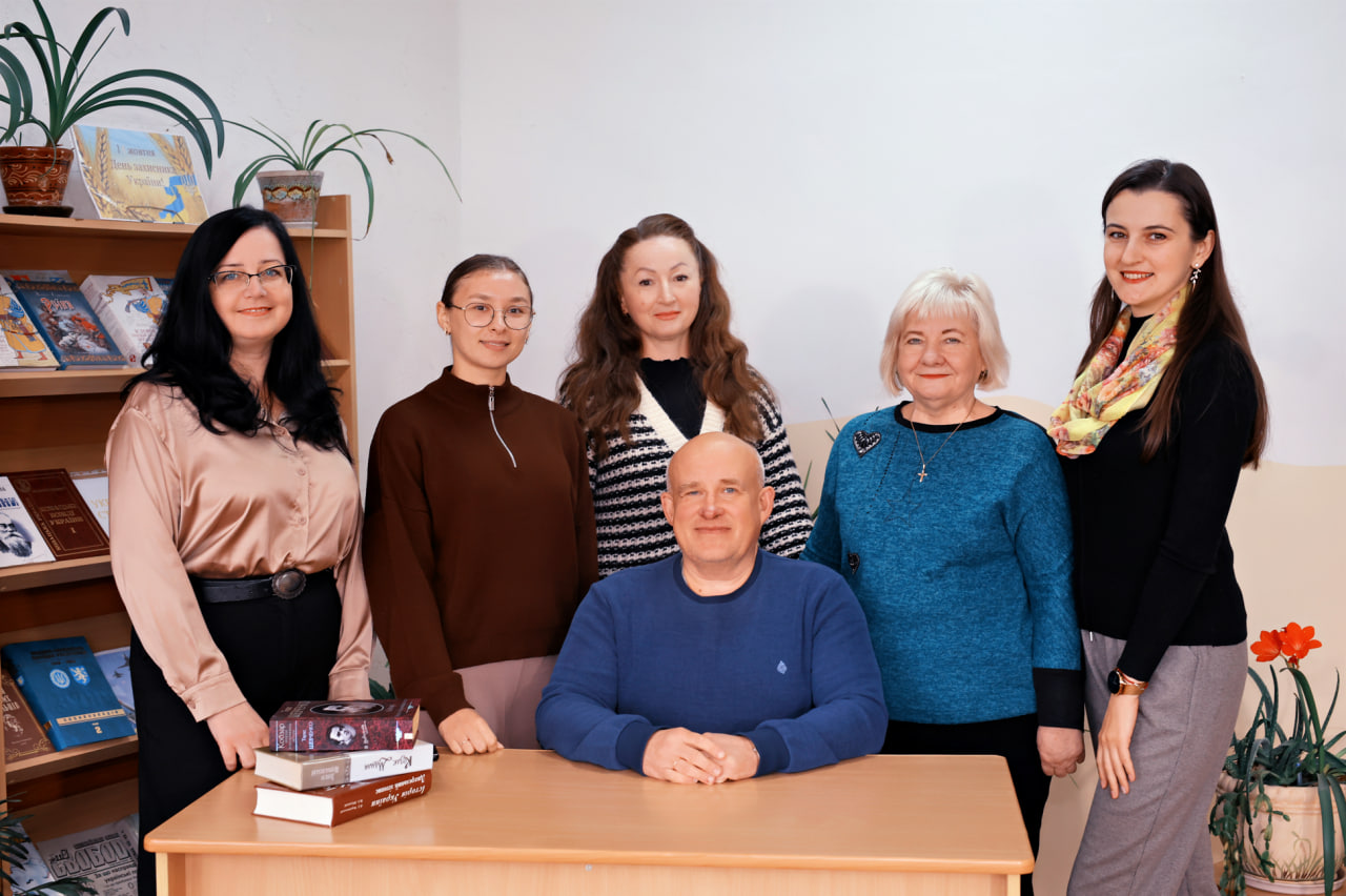 Колектив циклової комісії української мови та літератури